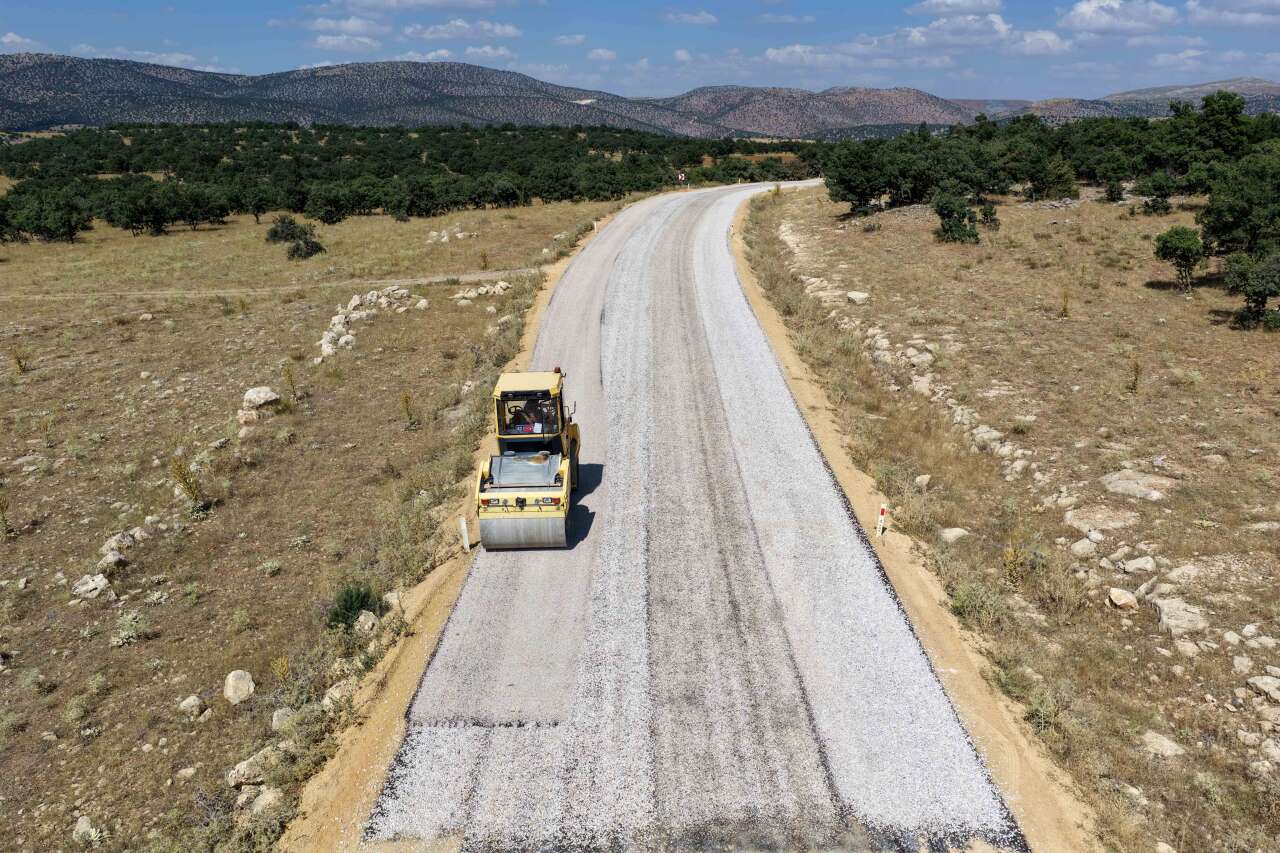 Konya’da 15,5 kilometrelik ulaşım atağı! Meram’da iki önemli yol yenileniyor 3